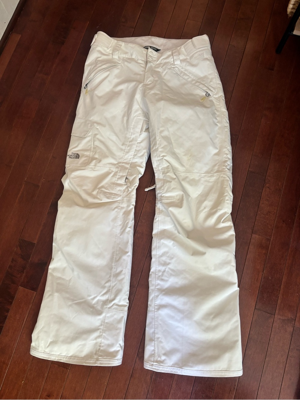 The North Face Women’s Hyvent White Cargo Ski Snowboarding Pants